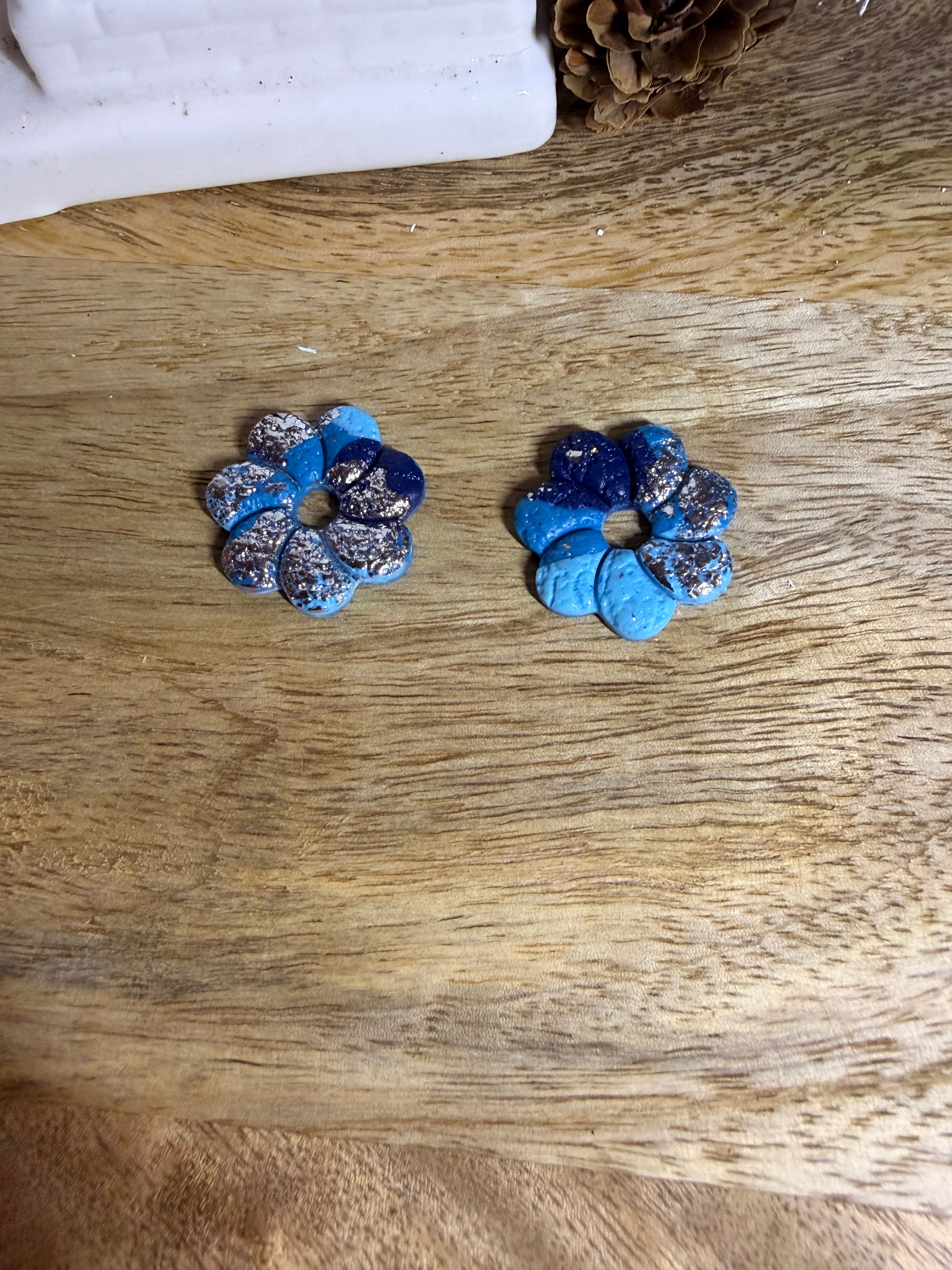 Pampille fleur bleu feuille argenté