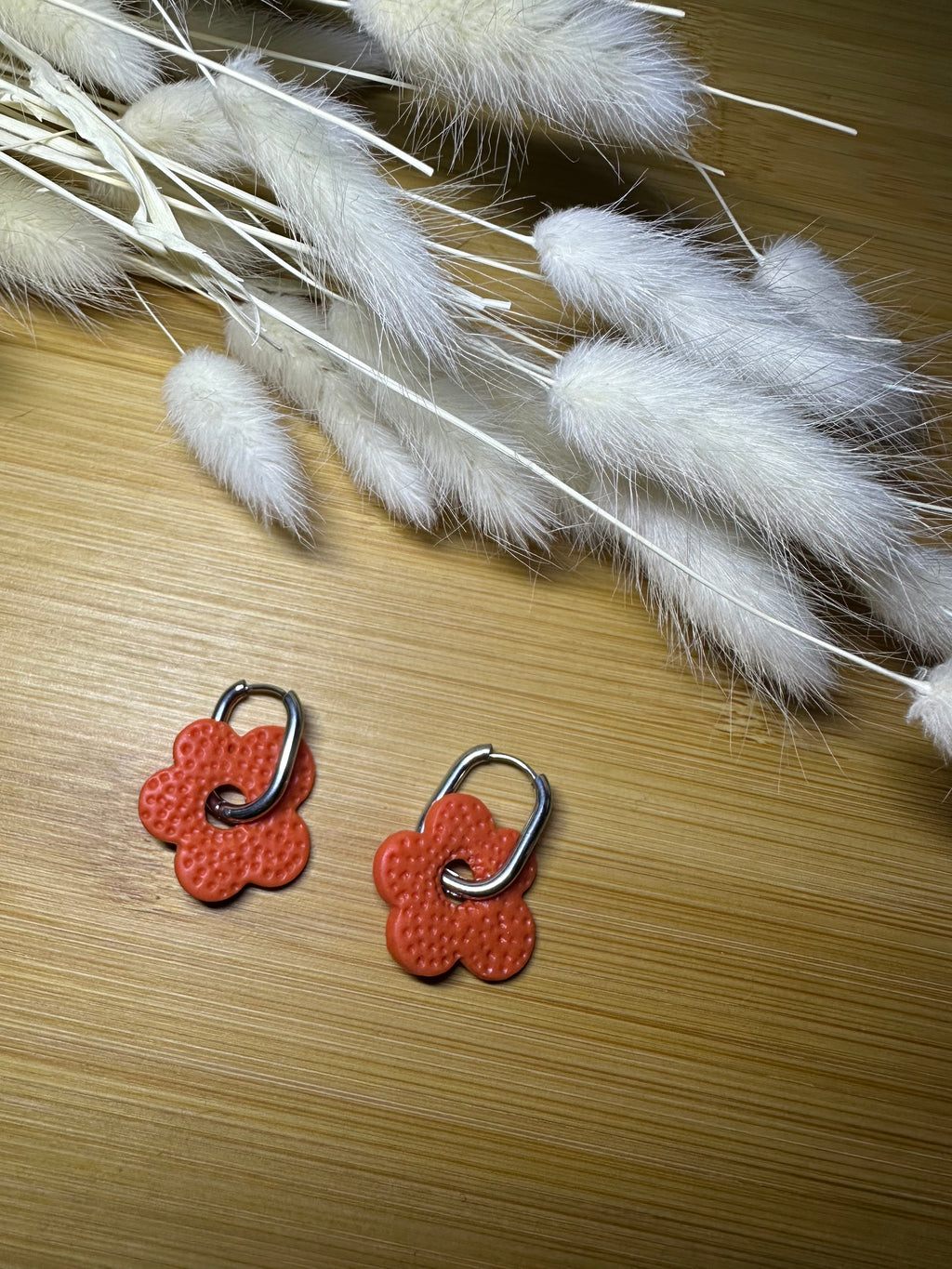 Pampilles fleurs à point mat