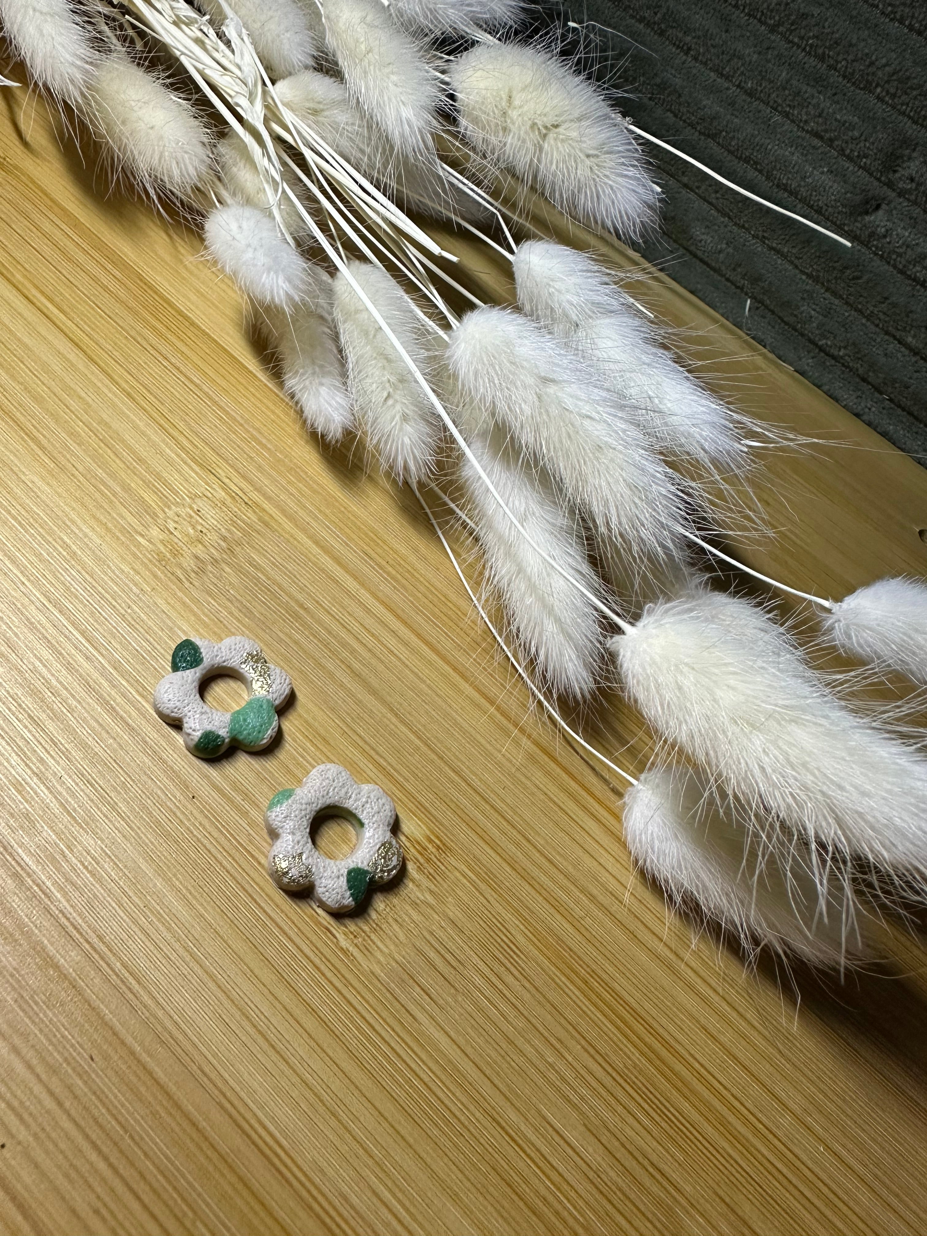 Pampilles fleur texturé et mat