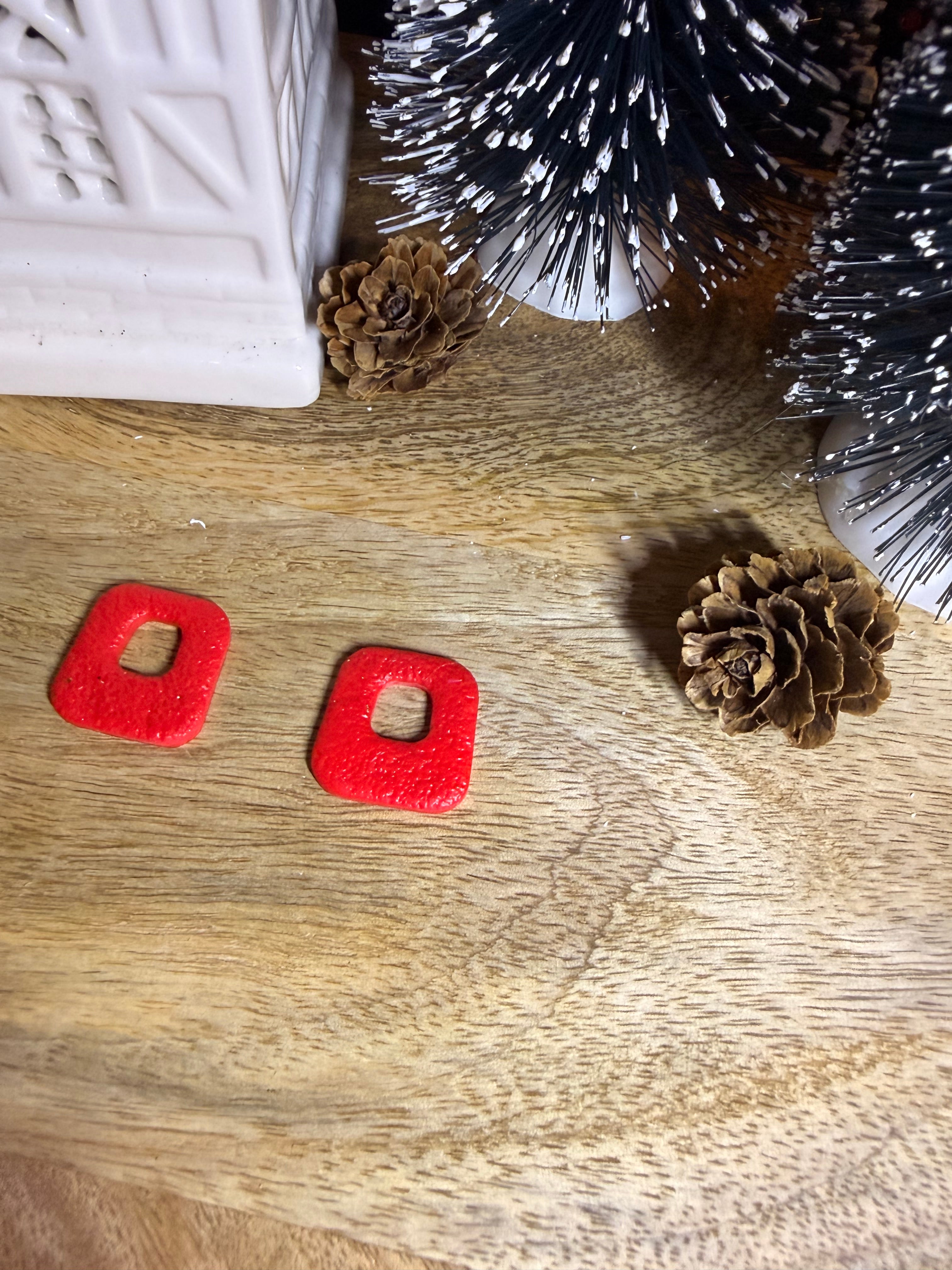 Pampille carré rouge mat