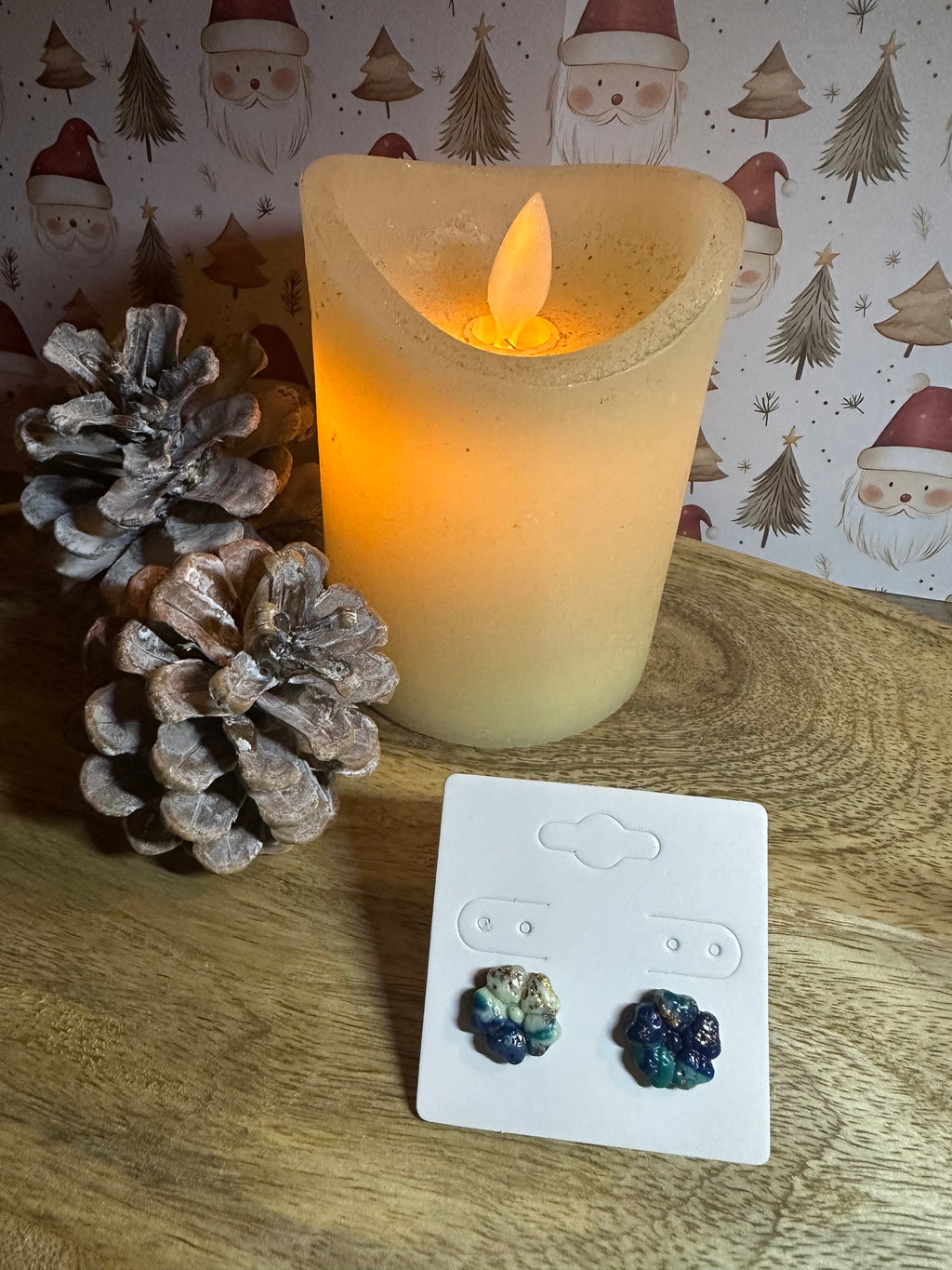 Boucle d’oreille bleu tige doré